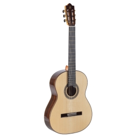 Admira Flamenco Guitar Lola